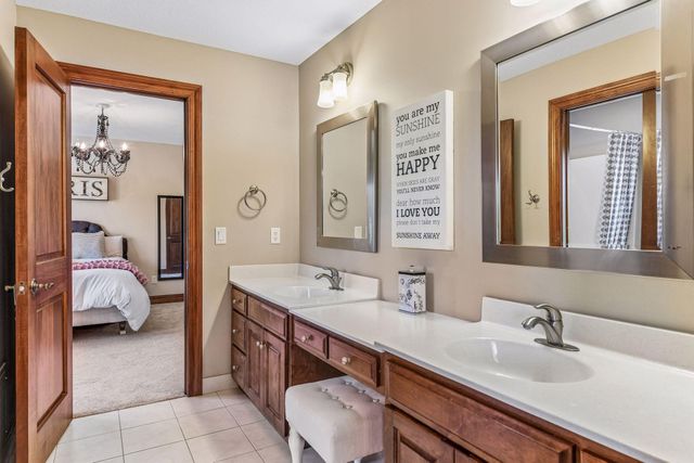 225 Calamus Circle, Medina, MN 55340