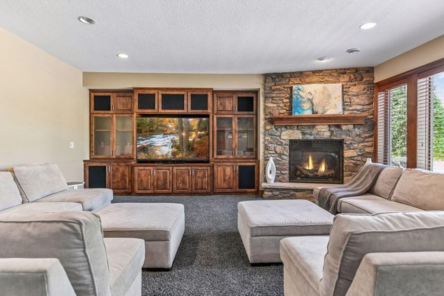 225 Calamus Circle, Medina, MN 55340