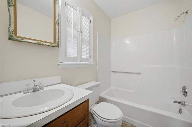 1325 Andrews BLVD, Hampton, VA 23669