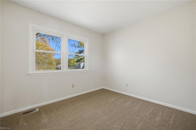 1325 Andrews BLVD, Hampton, VA 23669