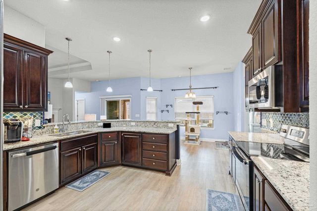 6265 Ithaca St, Milton, FL 32570