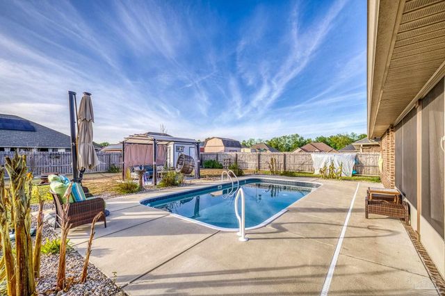 6265 Ithaca St, Milton, FL 32570