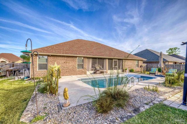 6265 Ithaca St, Milton, FL 32570