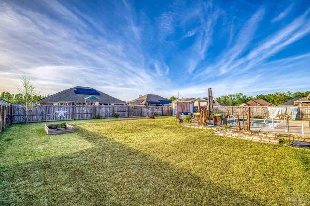 6265 Ithaca St, Milton, FL 32570