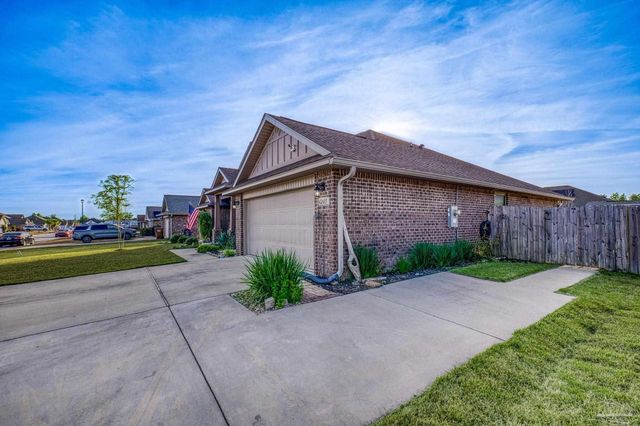 6265 Ithaca St, Milton, FL 32570