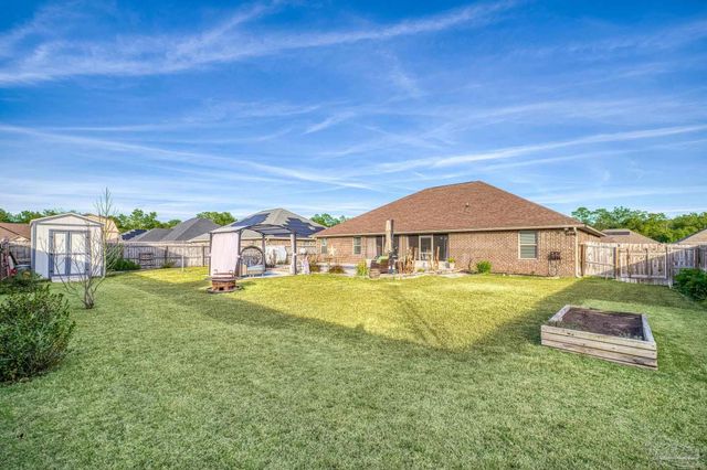 6265 Ithaca St, Milton, FL 32570