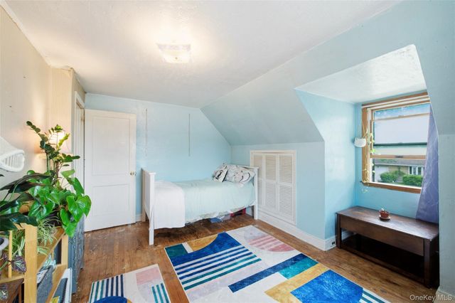 210 Greenlawn Terrace, Copiague, NY 11726