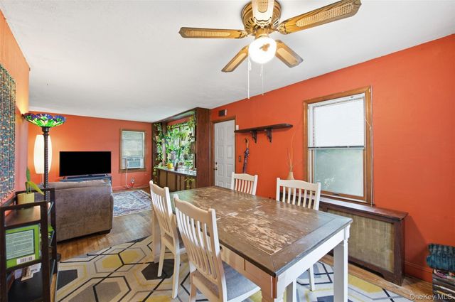 210 Greenlawn Terrace, Copiague, NY 11726