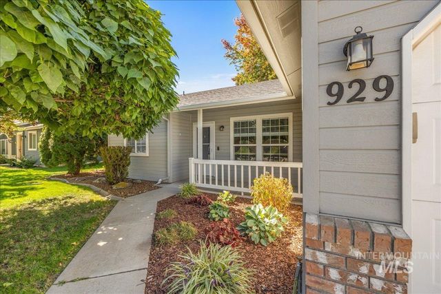 929 Pelican Way, Meridian, ID 83642