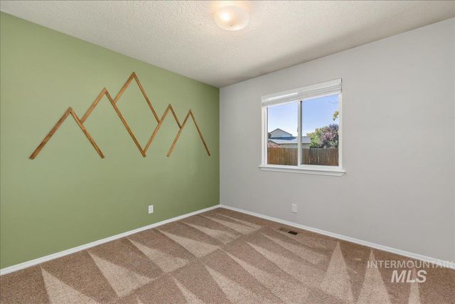 929 Pelican Way, Meridian, ID 83642