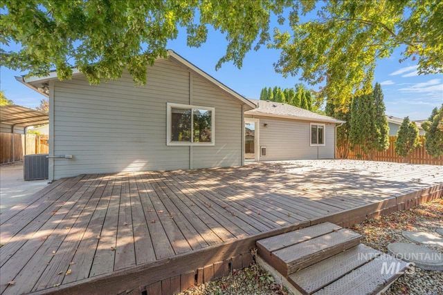 929 Pelican Way, Meridian, ID 83642