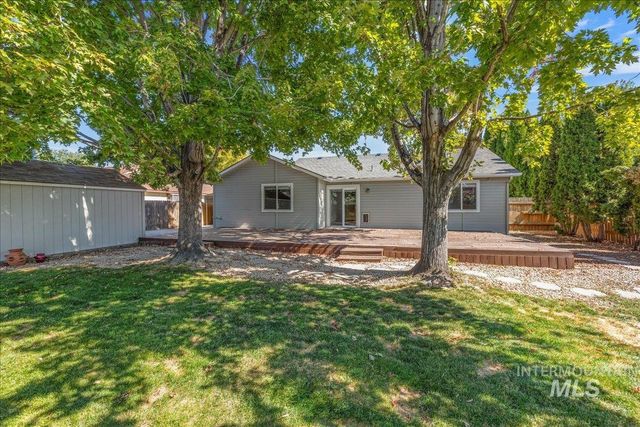 929 Pelican Way, Meridian, ID 83642
