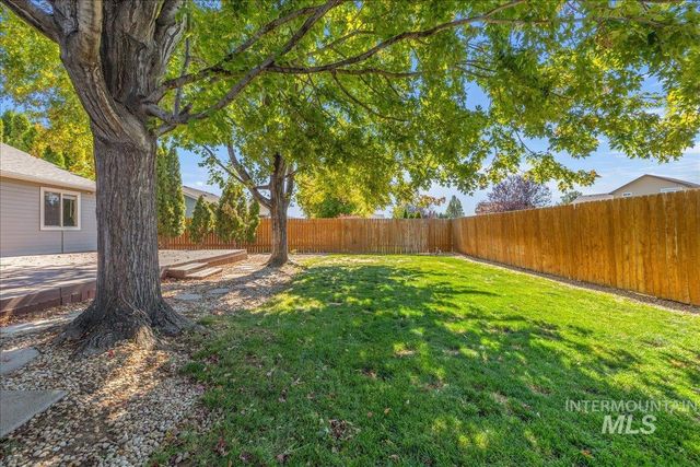 929 Pelican Way, Meridian, ID 83642