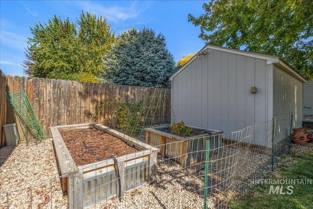 929 Pelican Way, Meridian, ID 83642