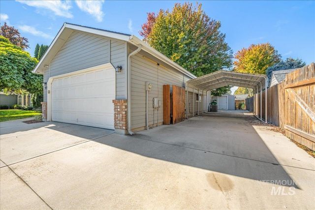 929 Pelican Way, Meridian, ID 83642