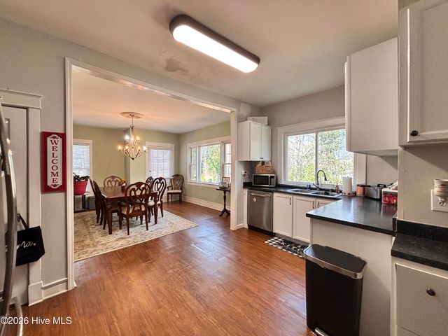 900 Beaman Street, Clinton, NC 28328