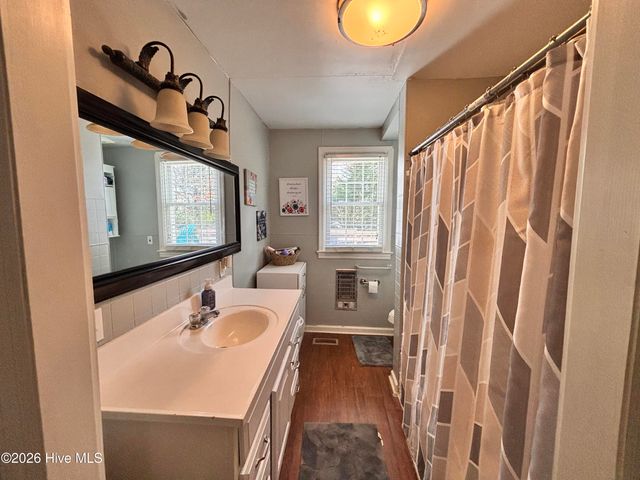 900 Beaman Street, Clinton, NC 28328