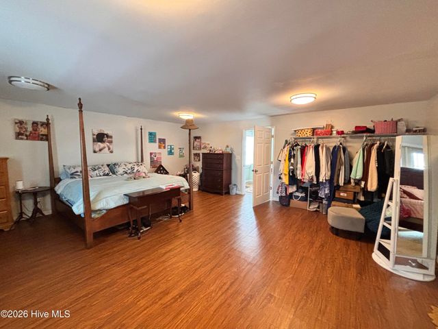 900 Beaman Street, Clinton, NC 28328