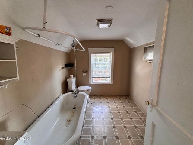 900 Beaman Street, Clinton, NC 28328