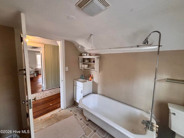 900 Beaman Street, Clinton, NC 28328