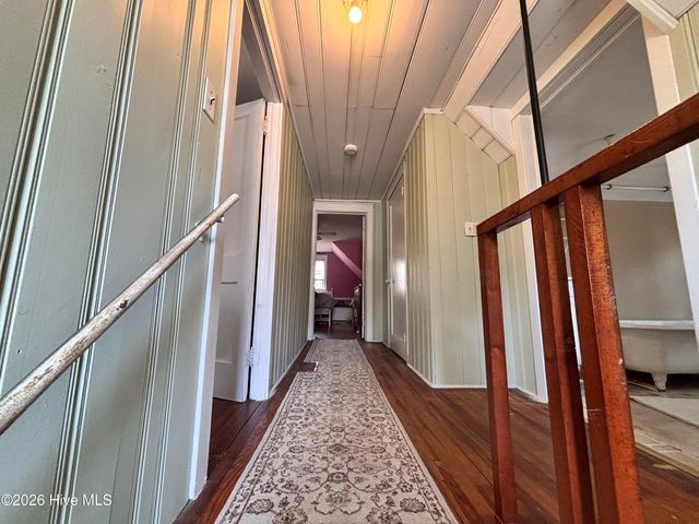 900 Beaman Street, Clinton, NC 28328