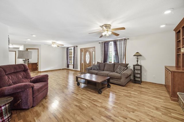 274 Greenwood Lane, Pikeville, TN 37367