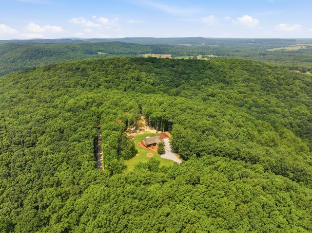 274 Greenwood Lane, Pikeville, TN 37367
