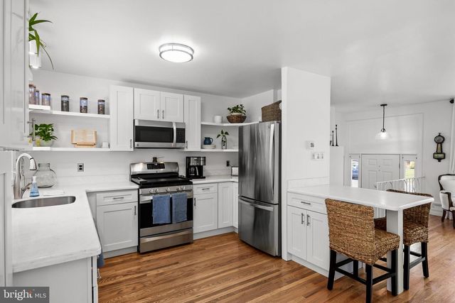 17 TIMBER CREEK RD, Stratford, NJ 08084