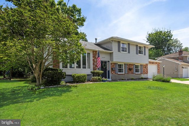 17 TIMBER CREEK RD, Stratford, NJ 08084