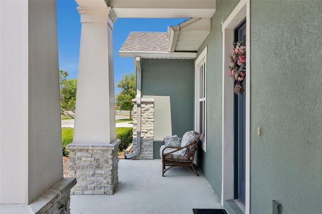 16816 LAKEMONT AVENUE, Montverde, FL 34756