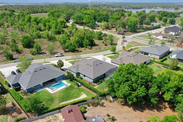 16816 LAKEMONT AVENUE, Montverde, FL 34756