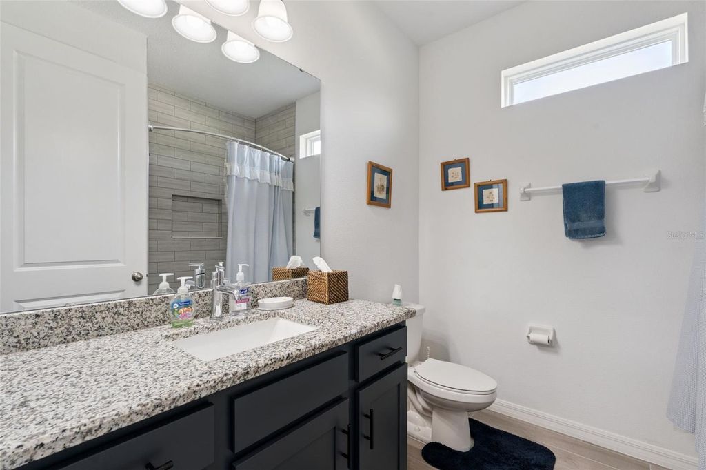 Image 34 of property listing at 16816 LAKEMONT AVENUE, Montverde, FL 34756