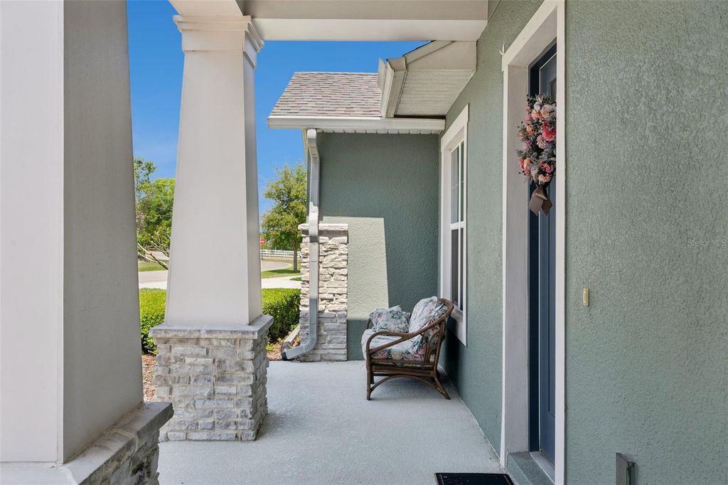 Image 5 of property listing at 16816 LAKEMONT AVENUE, Montverde, FL 34756