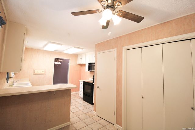 10323 Quail Meadow, San Antonio, TX 78230