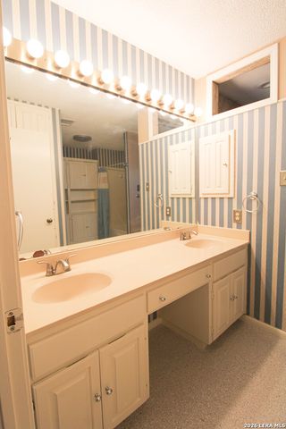 10323 Quail Meadow, San Antonio, TX 78230