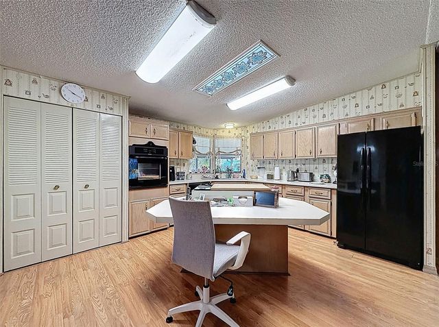 454 VILLAGE CIRCLE SW, Winter Haven, FL 33880