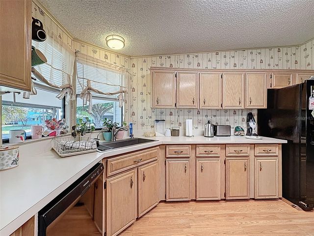 454 VILLAGE CIRCLE SW, Winter Haven, FL 33880