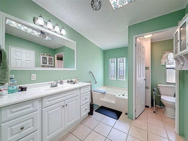 454 VILLAGE CIRCLE SW, Winter Haven, FL 33880