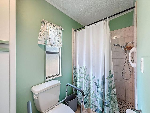 454 VILLAGE CIRCLE SW, Winter Haven, FL 33880
