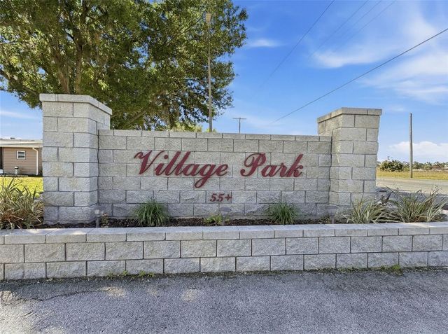 454 VILLAGE CIRCLE SW, Winter Haven, FL 33880