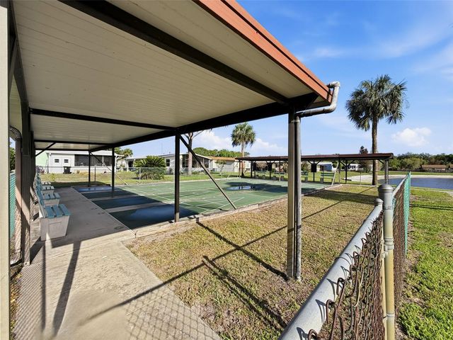 454 VILLAGE CIRCLE SW, Winter Haven, FL 33880