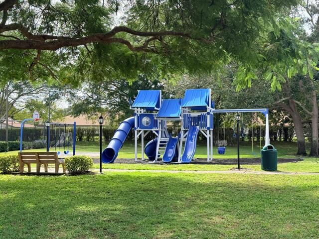 8659 Vía Reale 1, Boca Raton, FL 33496