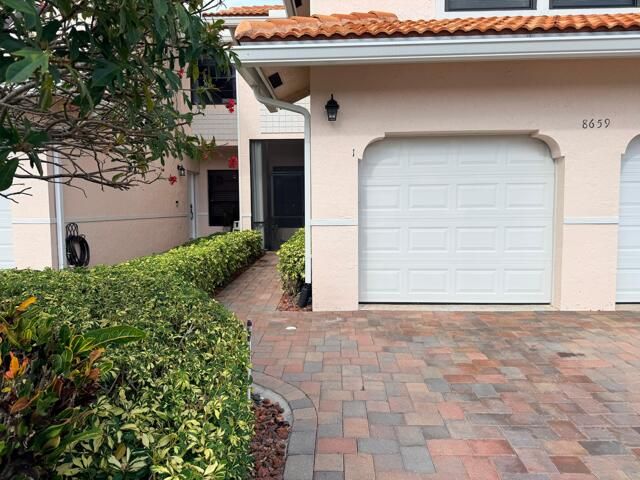 8659 Vía Reale 1, Boca Raton, FL 33496