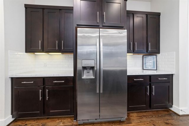 1917 W 15th Street A, Houston, TX 77008