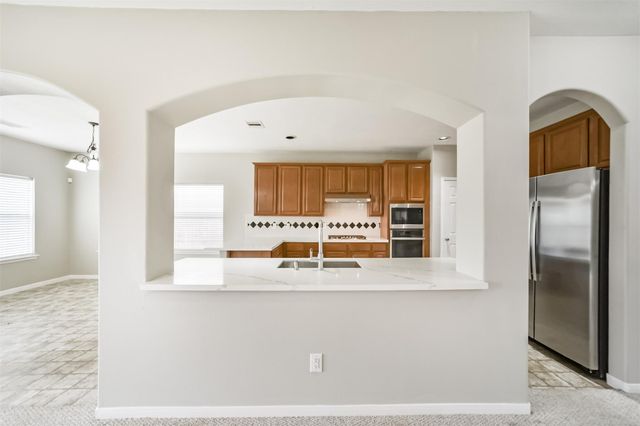 2705 Haleys Comet Court, Deer Park, TX 77536