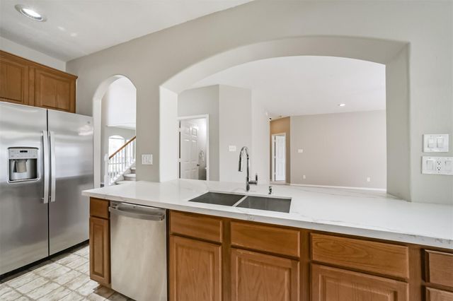 2705 Haleys Comet Court, Deer Park, TX 77536