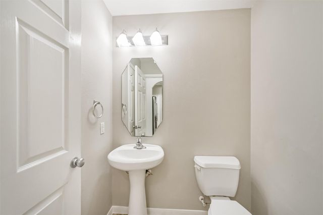 2705 Haleys Comet Court, Deer Park, TX 77536