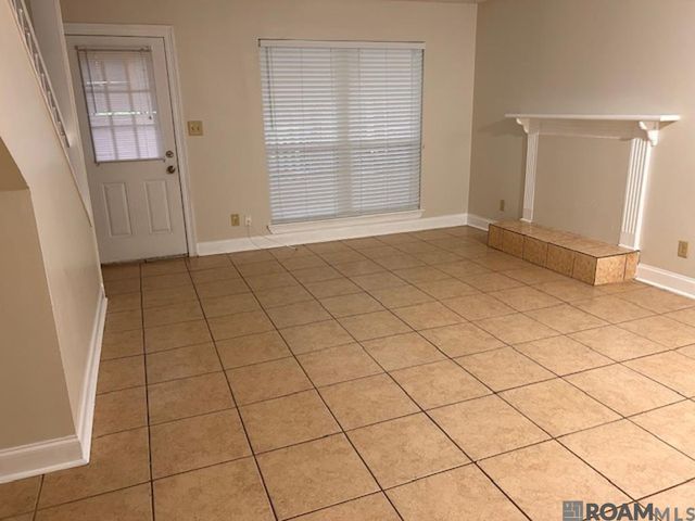 2621 Kelli Dr, Denham Springs, LA 70726