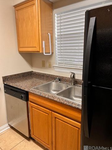 2621 Kelli Dr, Denham Springs, LA 70726