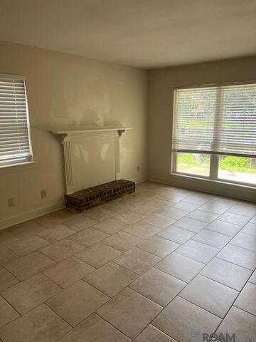 2621 Kelli Dr, Denham Springs, LA 70726